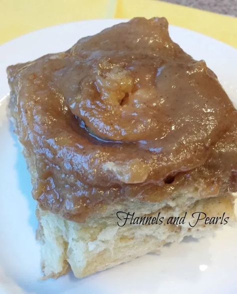 Best Caramel Rolls Recipe, Recipe For Caramel, Caramel Rolls, Caramel Recipe, Caramel Glaze, Yeast Breads, Sticky Buns, Sweet Rolls, Roll Recipe