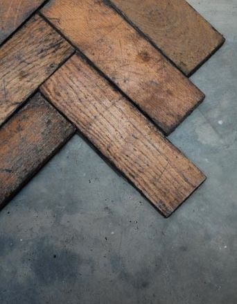 Oak Parquet, Oak Parquet Flooring, Plywood Flooring, Slow Design, Tile Countertops, Reclaimed Furniture, Reclaimed Oak, Material Textures, Kitchen Extension