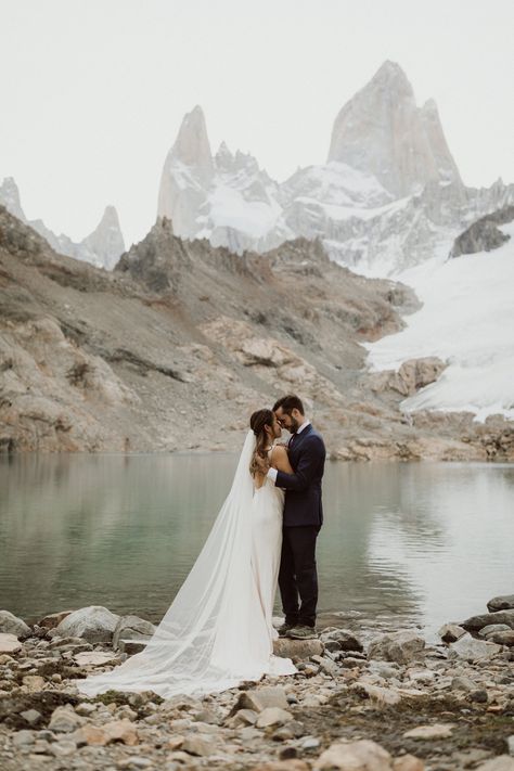 Mount Fitz Roy, Dirty Boots, Pop Champagne, Patagonia Argentina, Wedding Session, Capture Photo, Beautiful Places On Earth, Amazing Photo, Messy Hair