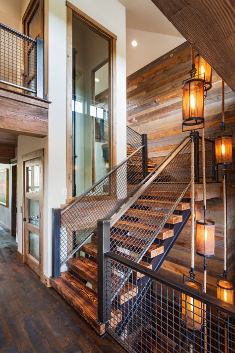 422 Timber Trail - Staircase - Rustic - Staircase - Denver - by Pinnacle Mountain Homes Industrial Staircase Design, Cabin Stairs, Industrial Staircase, Hanger House, Industrial Living Room Design, Mountain Home Interiors, Rustic Staircase, Rustic Stairs, Staircase Ideas