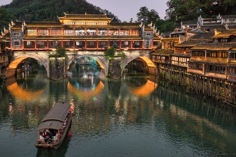 ⛰️ If you are planning a trip to China you can't miss Zhangjiajie, Furong and Fenghuang. They are all located in Hunan province and easily reached by highspeed train. I recommend spending 2 nights in Zhangjiajie, and one night in Furong and Fenghuang. Zhangjiajie, a UNESCO World Heritage site, is famous for its towering sandstone pillars and lush greenery. There's no other place like this in the world. Fenghuang, or Phoenix Ancient Town, is renowned for its well-preserved architecture and r... Zhangjiajie, Pictures Of People, Planning A Trip, Lush Greenery, One Night, Eastern Europe, Unesco World Heritage Site, Unesco World Heritage, Heritage Site