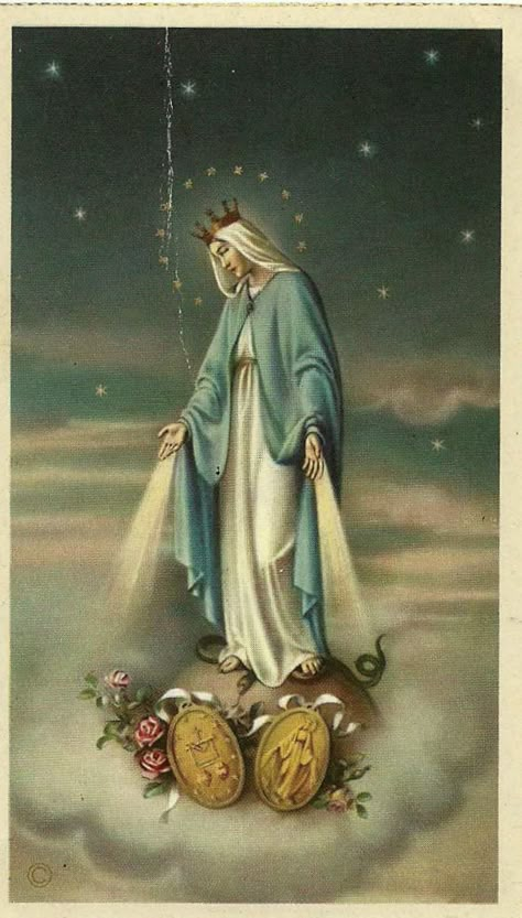 Our Lady with her Miraculous Medal. One of my favorite holy cards of Our Mother Mary Our Lady Of Grace, Vintage Holy Cards, Blessed Mary, Images Of Mary, Religious Pictures, Mama Mary, Queen Of Heaven, Catholic Images, Blessed Mother Mary