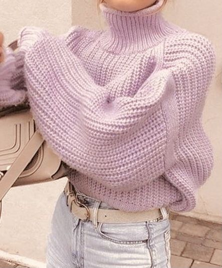 Sweater And Jeans, Spring Wardrobe Essentials, Casual Turtleneck, Diy Vetement, Outfit Shopping, Pullover Outfit, Purple Outfits, Eyes Design, Looks Chic