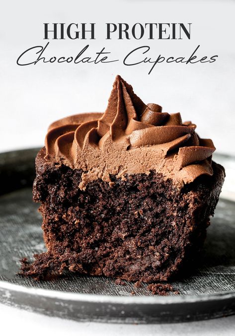 Chocolate Protein Cake Recipe, Chocolate Protein Cupcakes, High Protein Chocolate Cake, Protein Powder Icing, Protein Powder Cupcakes, Protein Powder Frosting, Chocolate Protein Powder Recipes, Chocolate Protein Recipes, Protein Icing