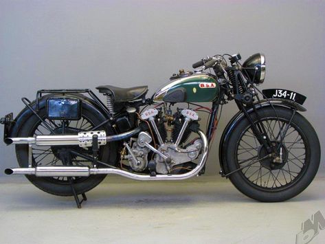 1934 j34-11 v-twin bsa - right Bsa Motorcycle, Motorcycle Vintage, Vintage Cafe Racer, Antique Motorcycles, Moto Cafe, Motorcycle Sidecar, Bike Engine, British Motorcycles, Old Motorcycles