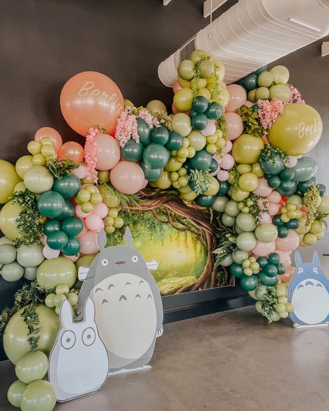 Facebook Studio Ghibli Party Ideas, Ghibli Party Ideas, Totoro Party Decorations, Studio Ghibli Ideas, Studio Ghibli Birthday, Forest 1st Birthday, Ghibli Birthday, Ghibli Baby, Totoro Birthday