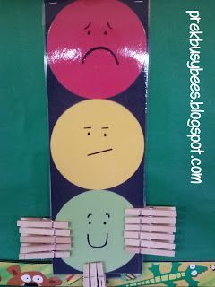 Pre-K Busy Bees: Stoplight Behavior Chart Stoplight Behavior Chart, Preschool Mindfulness, Child Discipline Chart, Home Behavior Charts, Behavior Chart Toddler, Rewards Chart, Preschool Behavior, Child Guidance, Child Behavior Chart