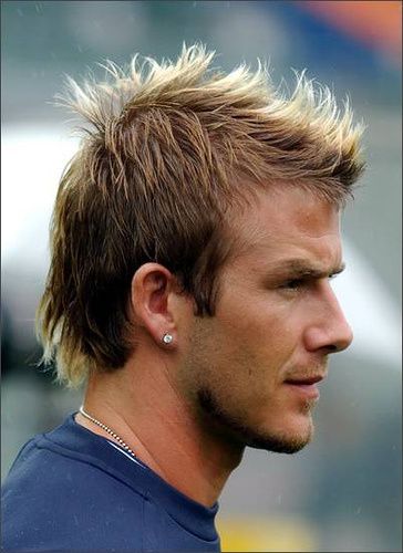 hair style dictionary David Beckham Haircut, Beckham Haircut, Short Hair Mohawk, Mohawk For Men, David Beckham Hairstyle, Beckham Hair, Mohawk Haircut, Faux Hawk Hairstyles, Mens Hairstyles Medium