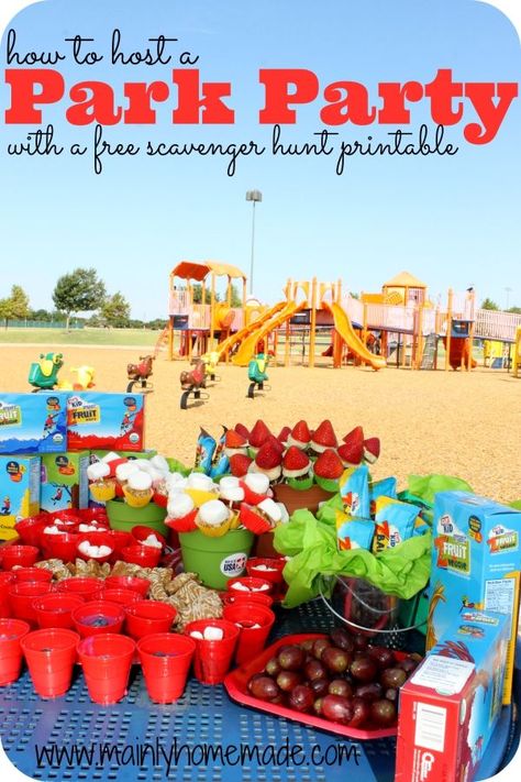 How to host the Best Outdoor Party at a park. Easy to make snack ideas, fun games and a free scavenger hunt printable activity. [ad] #outtoPlay Clif Zbar outdoor play. Park Pavilion Decorations Birthday, Party At A Park, Park Birthday Party Ideas, Park Scavenger Hunt, Park Party Decorations, Party Scavenger Hunt, Party At The Park, Playground Party, Party In The Park