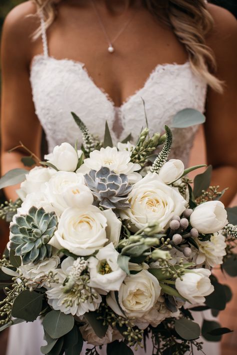 Boho succulent bridal bouquet Wedding Flowers Succulents, Wedding Bouquet With Succulents, Fresh Flowers Wedding Bouquet, Succulent And Flower Bouquet, Bouquets With Succulents And Flowers, Bridal Bouquet With Succulents, Tulip Wedding Arrangements, Wedding Bouquets With Succulents, Succulents In Bouquet