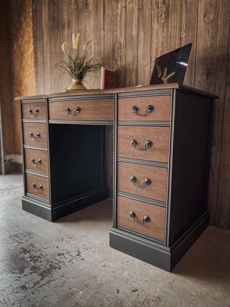 Desk Before And After, Wood And Black Desk, Black And Wood Desk, Refinished Desk, Flipped Furniture, Refurbished Desk, Upcycle Desk, Refurbished Furniture Diy, Desk Redo