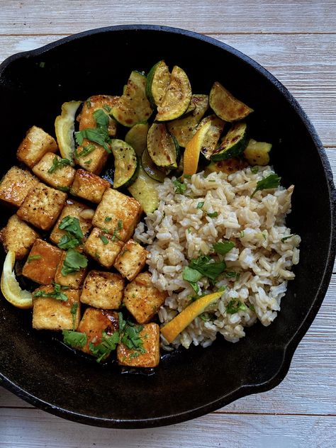 Lemon Pepper Tofu with Lemon Sauce Pepper Tofu Recipe, Lemon Pepper Tofu, Lemon Tofu, My Bizzy Kitchen, Lemon Pepper Sauce, Pepper Tofu, Tofu Recipe, Tofu Dishes, Lemon Pepper Seasoning