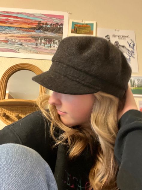 Pageboy Hat Outfit Women, Flat Cap Women Outfits, Newsboy Cap Women Outfit, Newsboy Hat Outfit, Cap Women Outfit, Flat Cap Women, Pageboy Hat, Newsboy Cap Women, Cap Outfit