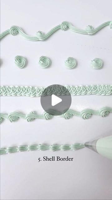 Fancy Piping On Cakes, Shell Piping Tip, Frosting Borders Piping Techniques, Reverse Shell Border Cakes, Piping Ruffles On A Cake, Cake Piping Tutorial, Cake Borders Piping, Piping Borders On Cakes, Cake Boarder