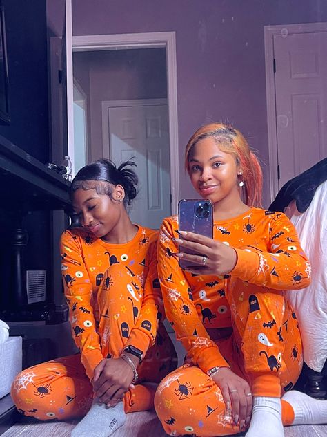 Sleepover Outfit, Halloween Pjs, Matching Halloween Costumes, Matching Outfits Best Friend, Girls Pjs, Matching Pjs, Best Friend Outfits, Halloween Pajamas, Pajama Outfits