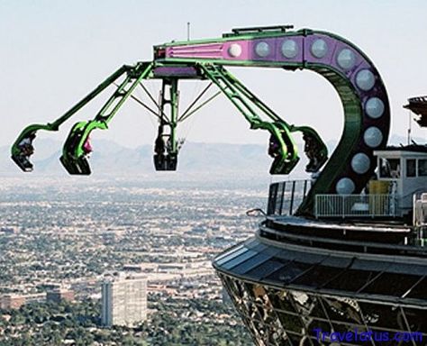 Carousel "Insanity", another attraction on Stratosphere Tower, Las Vegas. Carousel hangs of tower edge on 300 meters height. Stratosphere Tower, Stratosphere Las Vegas, Scary Roller Coasters, Vegas Vacation, Amusement Park Rides, Last Ride, Vegas Trip, Las Vegas Trip, Vegas Baby