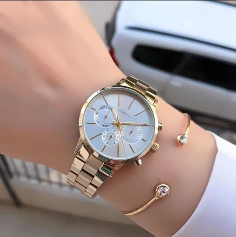 Classy Womens Watches, Trendy Watches Women, Trendy Watches Women Fashion, Stylish Watches For Girls, Elegant Watches Women, Watches Women Simple, Stainless Steel Watch Women, Daniel Klein, Pretty Watches