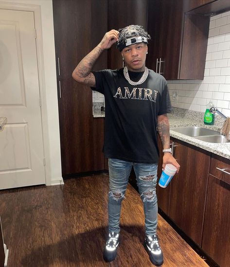 Amiri Outfit, Dior B22 Black, Rylo Rodriguez, Dior B22, Thug Style, Save Outfits, Drippy Outfit, Rapper Outfits, Patch Jeans