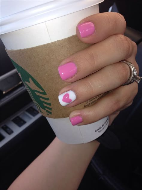 30 Gorgeous Valentine’s Day Nail Art Ideas Which You Have to Check Out Before it Gets TOO Late » EcstasyCoffee Valentines Nail Art Designs, Nail Short, Valentine Nail Art, Valentine Nails, Cute Nail Art Designs, Nail Designs Valentines, Cute Nail, Cute Valentines, Nails Polish