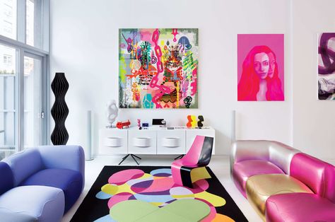 Karim Rashid's apt in NYC Pop Furniture, Art On The Wall, Color Sofa, Pop Art Decor, Karim Rashid, Stylish Interior, Colourful Living Room, Hells Kitchen, Sofa Colors