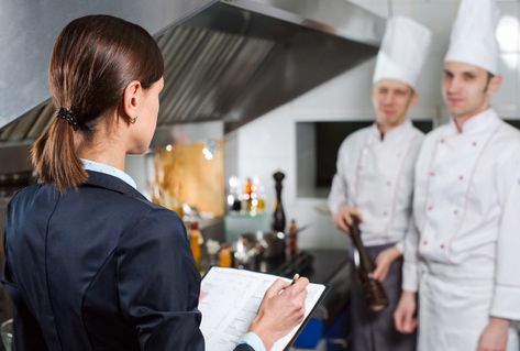 Restaurant manager briefing to his kitch... | Premium Photo #Freepik #photo #restaurant #woman #man #kitchen Hotel Worker, Chef Jobs, Hotel Sales, Apply Job, Work In Australia, Food Critic, Restaurant Management, Job Placement, Restaurant Branding