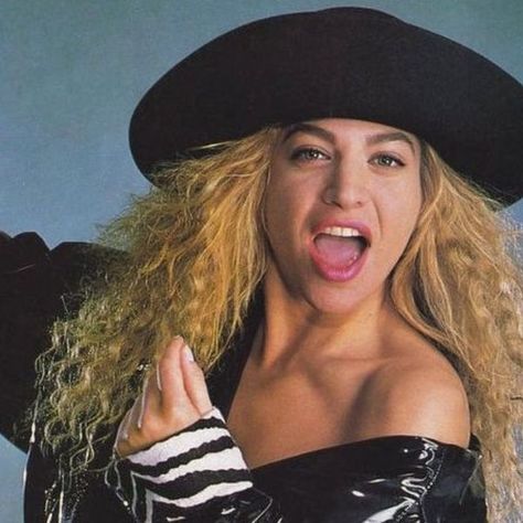 Taylor Dayne, Back Friday, When I Go, Market Shopping, Turn Ons, Hats