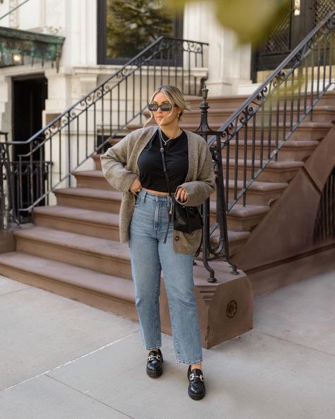 Outfit With Loafers Women, Jeans And Loafers Outfit, Loafers Shoes Outfit, Loafers Outfit Women, Chunky Loafers Outfit, Loafers For Women Outfit, Loafer Outfits, March Outfits, Neutral Fall Outfits