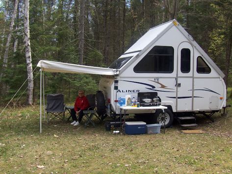 Aliner Campers, Trailer Awning, A Frame Camper, Canopy Ideas, Camper Awnings, Camper Organization, Camping Camper, Tent Trailer, Camping Places