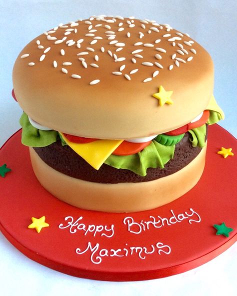 Hamburger Cake Birthdays, Hamburger Cake Ideas, Burger Cake Ideas, Perfect Birthday Cake, Hamburger Cake, Burger Cake, Cake From Scratch, Realistic Cakes, Fondant Cake Designs