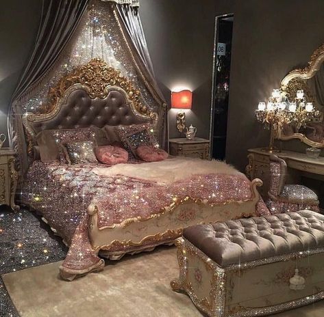 Diamond Bedroom, Fancy Bedroom, Glam Bedroom, Princess Room, Teen Bedroom Decor, Aesthetic Rooms, Girl Bedroom Decor, Dream Room Inspiration, Room Ideas Bedroom