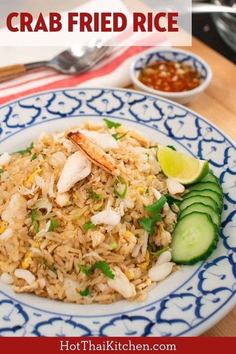 Thai Crab Fried Rice, Crab Fried Rice Recipe, Vietnamese Dinner, Sausage Fried Rice, Crab Fried Rice, Hot Thai Kitchen, Paprika Recipes, Thai Fried Rice, Crab Fries