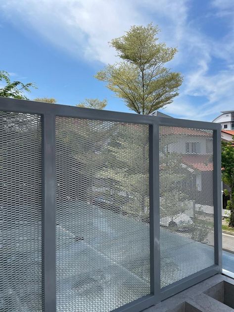 Mesh Gate, Expanded Metal Fence, Metal Mesh Door, Mesh Metal Wall, Perforated Gate Design, Perforated Metal Gate, Perforated Metal Fence, Steel Matting Fence Ideas, Expanded Metal Gate Design