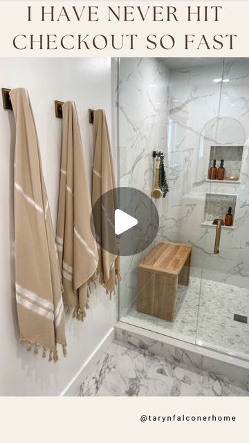 Taryn Falconer on Instagram: "I HAVE NEVER HIT CHECKOUT ON SOMETHING SO FAST🙌🏻 These suction cup hooks are one of my favourite bathroom finds! I bought 2 to style the inside of my shower. I hung some fresh eucalyptus and wooden shower brush. I ended up purchasing a 3rd to hang a towel inside the shower when I am using it (then I don’t have to get out in the cold to get one)🤣 They are damage free and work so well🙌🏻 Follow me @tarynfalconerhome for more! Shop my home and get exclusive app only content by following me on LTK and AMAZON, link in bio! • • • #amazonmusthave #amazonhomefinds #luxuryshower #primarybathroom #masterbathroom #homemusthaves" Shower Towel Hook Ideas, Shower Towel Hooks, Bathroom Finds, Bathroom Bench, Teak Shower Bench, Shower Brush, Suction Cup Hooks, Small Apartment Interior, Fresh Eucalyptus