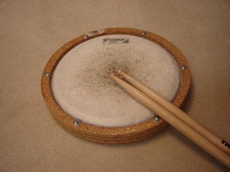 DIY Tuneable Practice Drum Pad Instruments Diy, Drum Lessons For Kids, Drums Artwork, Music Instruments Diy, Bucket Drumming, Diy Drums, Homemade Musical Instruments, Small Living Space, Homemade Instruments