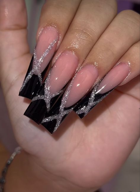 Sparkly Black Nails, Black Sparkly Nails, Black Sparkle Nails, Black Prom Nails, Black Silver Nails, Sweet 16 Nails, Sliver Nails, Silver Acrylic Nails, Prom Nails Silver