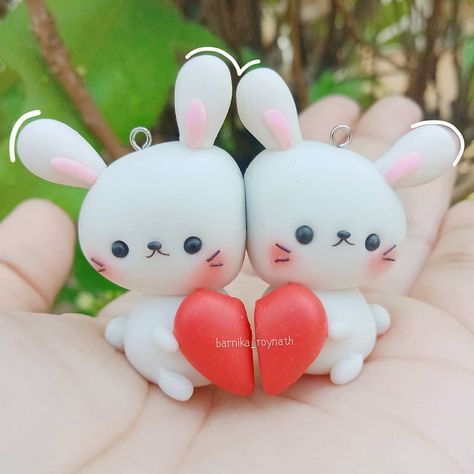 Clay / Resin charms on Instagram: “Another bunny couple charm.... This charm here is one of my best seller🤭🤭🤭 I will increase the price now...🤣🤣🤣🤣🤣🤣 (Just joking)....... . .…” Couple Clay Ideas, Clay Couple Ideas, Couple Clay Art, Bunny Couple, Clay Idea, Clay Crafts For Kids, Wedding Doll, Handmade Clay Jewelry, Clay Stuff