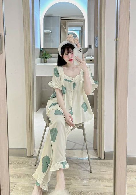 Korean Night Outfit, Cute Night Outfits, One Set Outfit, Comfy Trendy Outfits, Cotton Pajama Set Women, Night Suit For Women, Stylish Outfits Casual, Simple Style Outfits, Cotton Pajamas Women