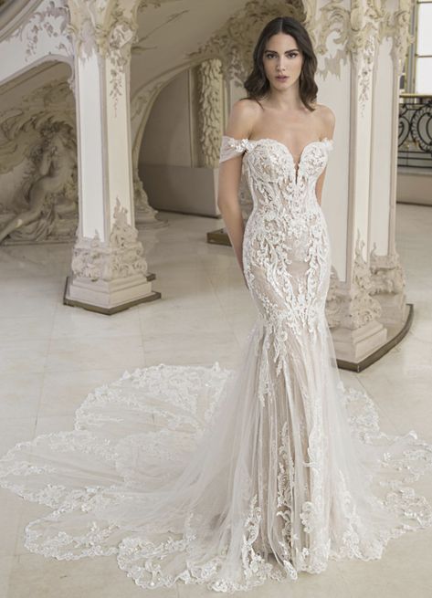 Elysee by Enzoani Style #Cleopatre. Karoza Bridal, Ireland Dress, California Fall, Tulle Straps, Bridal Appointment, Alternative Bridal, Bridal Consultant, Dress Images, Curvy Dress