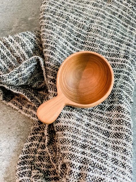 The Cutest Ever Scoop Spoon Wood Scoop, Hand Carved Wooden Spoons, Wooden Scoop, Wood Utensils, Woodworking Hand Tools, Wooden Utensils, Wood Spoon, Diy Wood Projects Furniture, Wooden Spoons