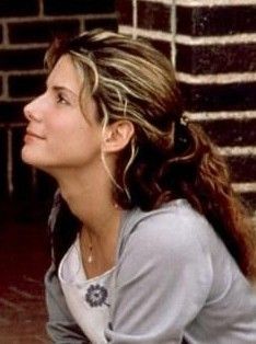 "Hope Floats" Sandra Bullock Hair, Hope Floats, Sandra Bullock, Gal Gadot, Hottest Celebrities, American Actress, Celebrities Female, 90s Fashion, A Woman