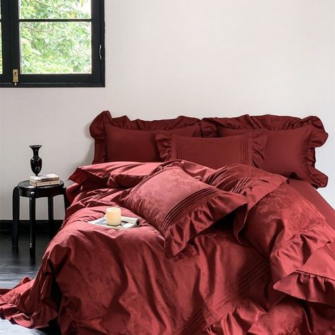 Sleep like royalty every night! 👑Our Luxurious 300CT Red Satin Smooth Duvet Cover Set will transform your bed into a palatial retreat. With high thread count and irresistible satin feel, these covers are available in all sizes from Twin to King. Get ready to dive into unparalleled luxury and comfort!⭐🛌 #SweetDreams#BedroomGoals #WarmAndCozy #RedDuvet #PremiumBeddingSet #KawaiiRuffledBedding #PrincessDuvetSet Crimson Bed Sheets, Burgundy Duvet Cover, Dark Red Bedding, Red Silk Bedding, Red Bedding Ideas Bedrooms, Red Bedsheets, Red Bed Sheets, Girls Bedroom Red, Red Lights Bedroom