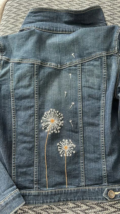 Embroidery Jeans Jacket Diy, Mindless Crafts, Jean Jacket Embroidery Ideas, Dandelion Embroidery Pattern, Jeans Embroidery Ideas, Embroidery Dandelion, Dandelion Embroidery, Denim Jacket Embroidery, Embroidery Jeans Jacket