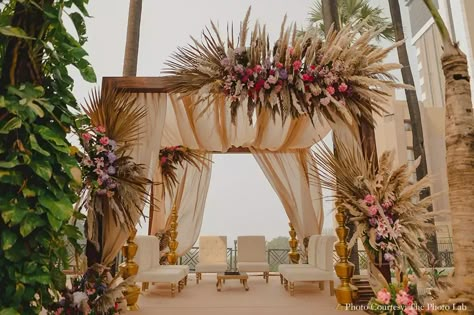 Indian Pastel Wedding Decor, Boho Theme Indian Wedding Decor, Boho Mandap Decor, Boho Gazebo Wedding, Beach Indian Wedding Decor, Minimal Mandap Decor, Boho Indian Wedding Decor, Indian Wedding Theme Ideas Color Schemes, Boho Theme Wedding Decor