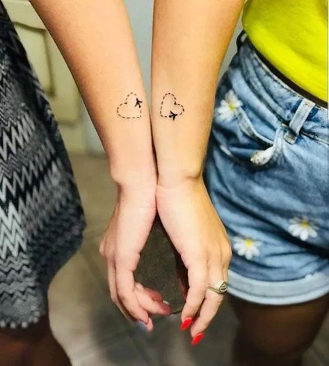 The 15 Coolest Matching Tattoos To Get With Your Sister - Society19 UK Bestie Tattoos, Cousin Tattoos, Matching Best Friend Tattoos, Bestie Tattoo, Tattoo Wrist, Heart Tattoos, Bff Tattoos, Friendship Tattoos, Small Wrist Tattoos