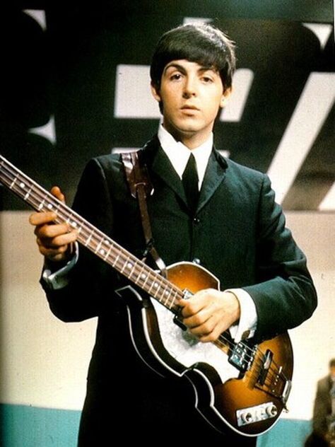 28 Pictures of Young Paul McCartney Bass Guitar Art, Thank Your Lucky Stars, Bass Guitar Sheet Music, Learn Bass Guitar, Bass Guitar Chords, Rickenbacker Bass, Custom Bass Guitar, Guitar Illustration, Guitar Lessons Songs