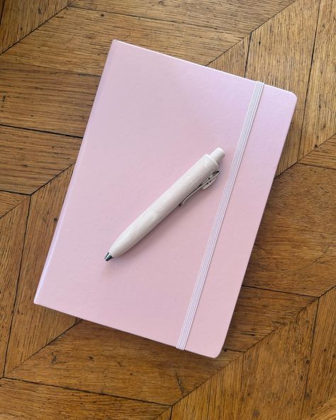 Pink on pink. Notebook: Powder Pink Leuchtturm1917 Notebook Pen: Peony Uni-Ball One P Gel Ballpoint Pen . . . . . #pinkonpink #pink #pinkstationery #stationery #stationeryaddict #stationerylover #analogue #analog #allthingsanalogue #analoguevibes #leuchtturm1917 #uniball #uniballone #writedrawcreate #write #draw #create #eastbourne #stleonards #hastings Leuchtturm1917 Journal, 12 Grapes, Pink Notebook, Powder Pink, Ballpoint Pen, Peonies, Grapes, Notebook, Pen