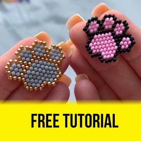 Cats Paws - Free DIY Beading Tutorial and Pattern Easy Craft #BeadingPatterns #PerlerBeadPatterns #FuseBeadPatterns Seed Bead Patterns Free, Free Beading Tutorials, Seed Bead Projects, Pony Bead Crafts, Seed Bead Jewelry Patterns, Diy Beading, Seed Bead Crafts, Beadwork Tutorial, Bead Tutorials