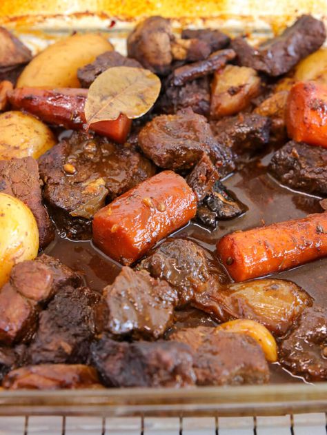 Roasted Beef Chunks Recipe | How to Make Roasted Beef Cubes - The Cooking Foodie Chuck Roast Cubes Recipes, Beef Chunks Recipes Quick, Beef Cubes Recipe, Beef Chunks Recipes, Beef Chuck Recipes, Cubed Beef Recipes, Beef Cheeks Recipe, Oven Roast Beef, The Cooking Foodie