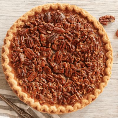 Pecan Pie Karo Syrup Pecan Pie, Southern Baking, Best Pecan Pie Recipe, Easy Pecan Pie, Homemade Pie Recipes, Homemade Pecan Pie, Exciting Recipes, Traditional Thanksgiving Recipes, Southern Pecan Pie