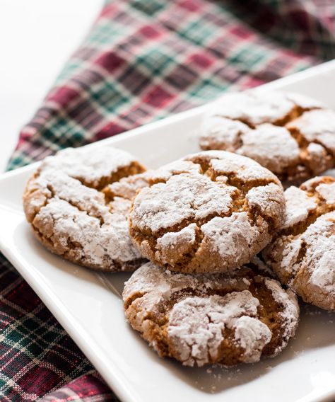 Peanut Butter Crinkle Cookies | www.ifyougiveablondeakitchen.com Cookie Truffles, Cookie Crisp, Basic Cookies, Chunky Peanut Butter, Chocolate Crinkles, Roll Cookies, Buttery Cookies, Crinkle Cookies, Natural Peanut Butter